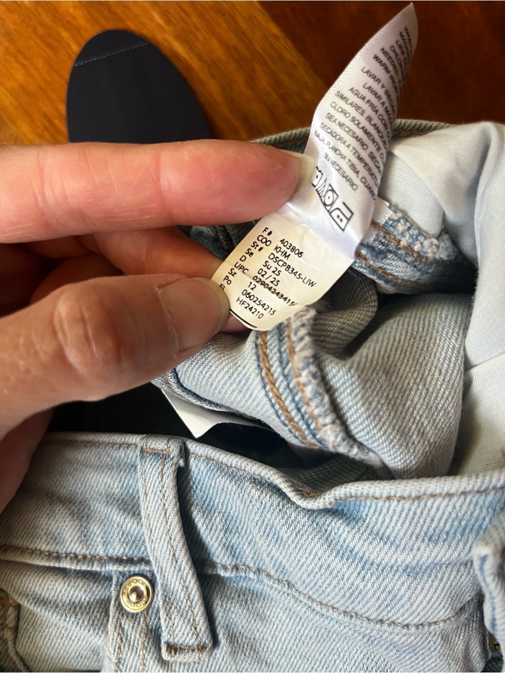 2 New Scoop Stretch Denim Barrel Leg Jeans - Picture 9 of 16